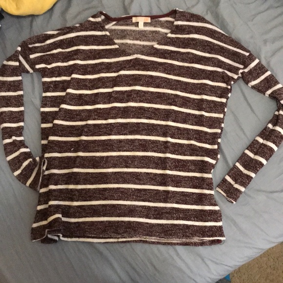 Burgundy and white striped sweater - Picture 1 of 2